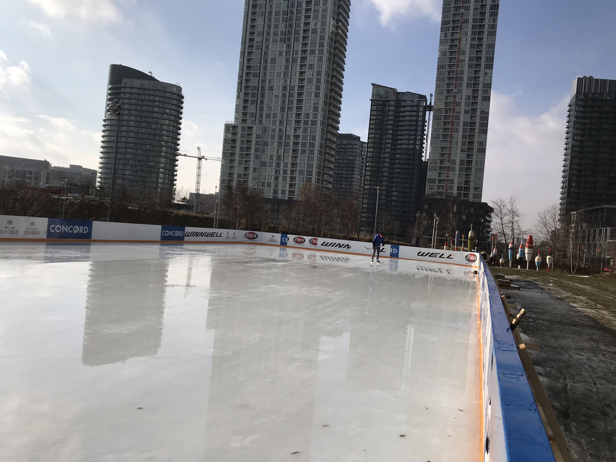 City Place Canoe Landing refrigerated rink 60’x120′