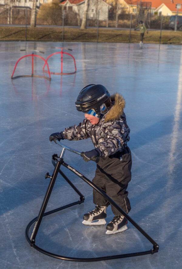 TykeskaterR Child skate assist